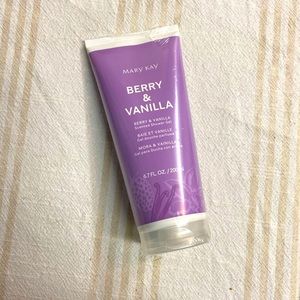 (NEW SCENT) Berry & Vanilla Shower Gel